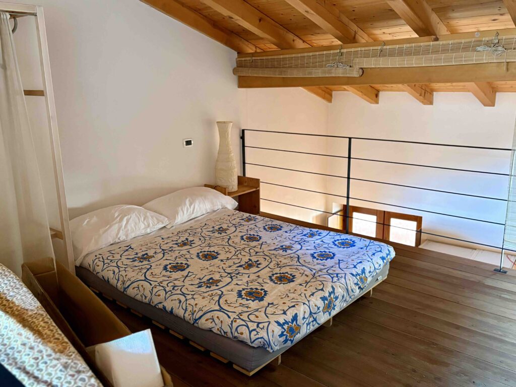 Camera sul soppalco