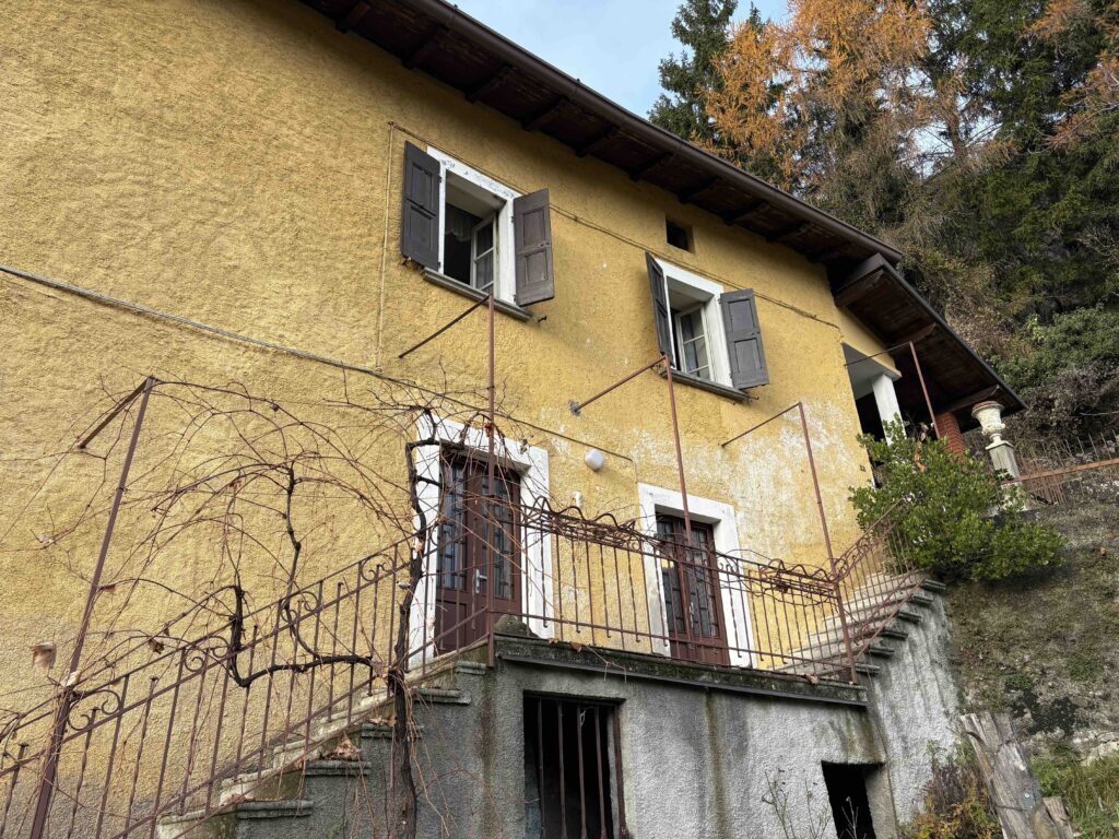 1092 Facciata