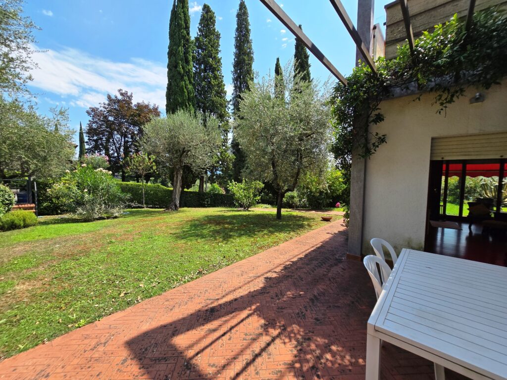 1105 Terrazzo